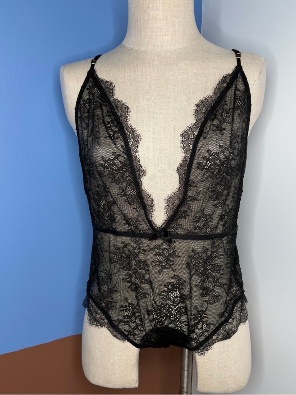 Victoria’s Secret Black Lace Teddy Lingerie Strappy Back Size‎ Large